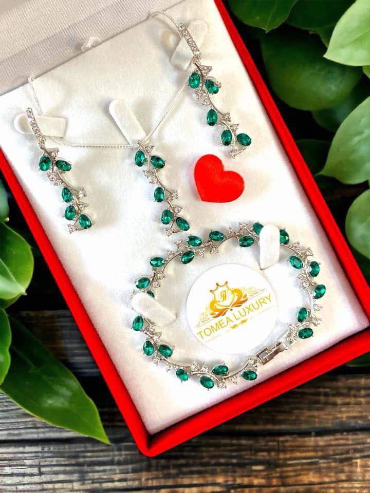 FLORA COLLECTION
